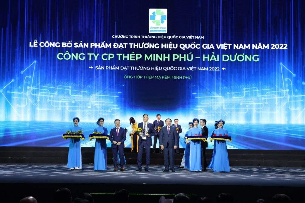 Minh phú nhận giải thương hiệu quốc gia